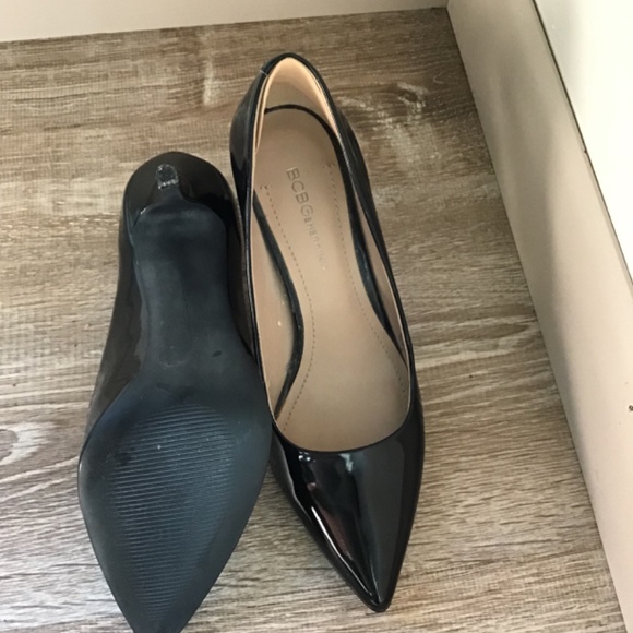 BCBGeneration SEXY BLACK PATENT HIGH HEELS 6.5 M EUC - Picture 4 of 9